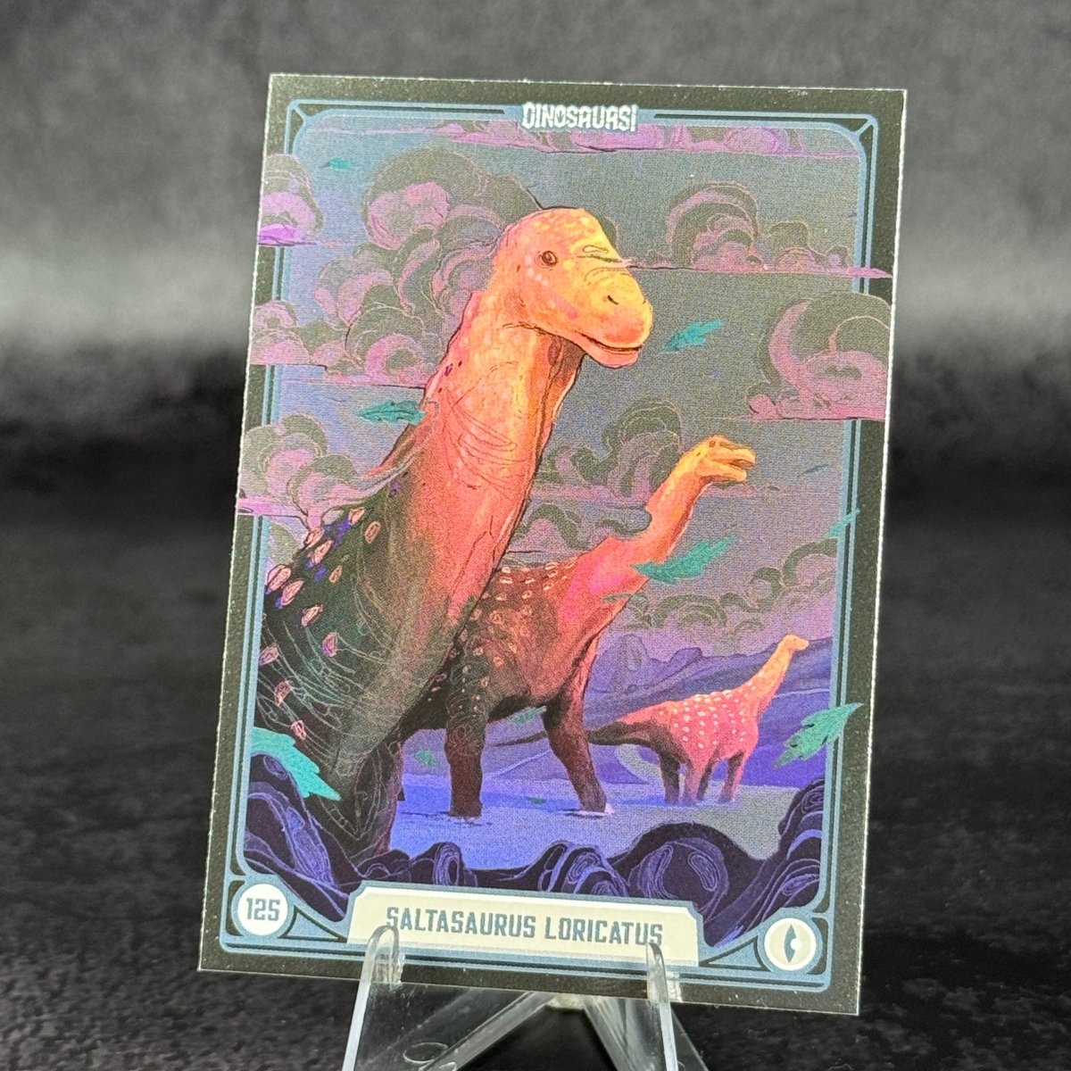 125 | SALTASAURUS LORICATUS by Quasirosso | BraccoTCG